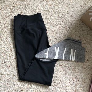 Nike Dry-Fit Leggings - Mesh détail.